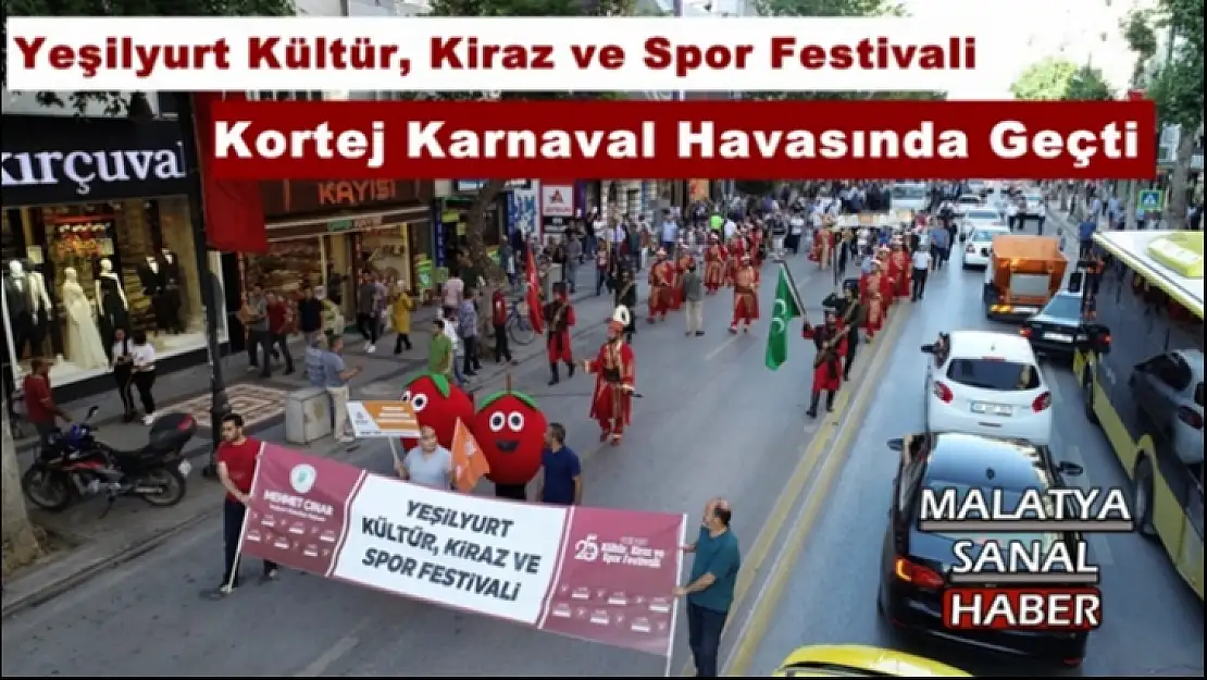Kiraz Festivalinde Kortej Karnaval Havasında Geçti