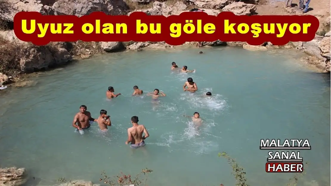 Uyuz olan bu göle koşuyor