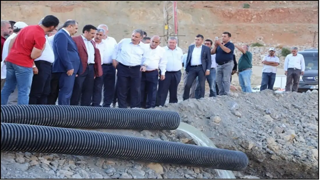 Bakan Tüfenkci Çat Barajı´nda su sorununa çare buldu.