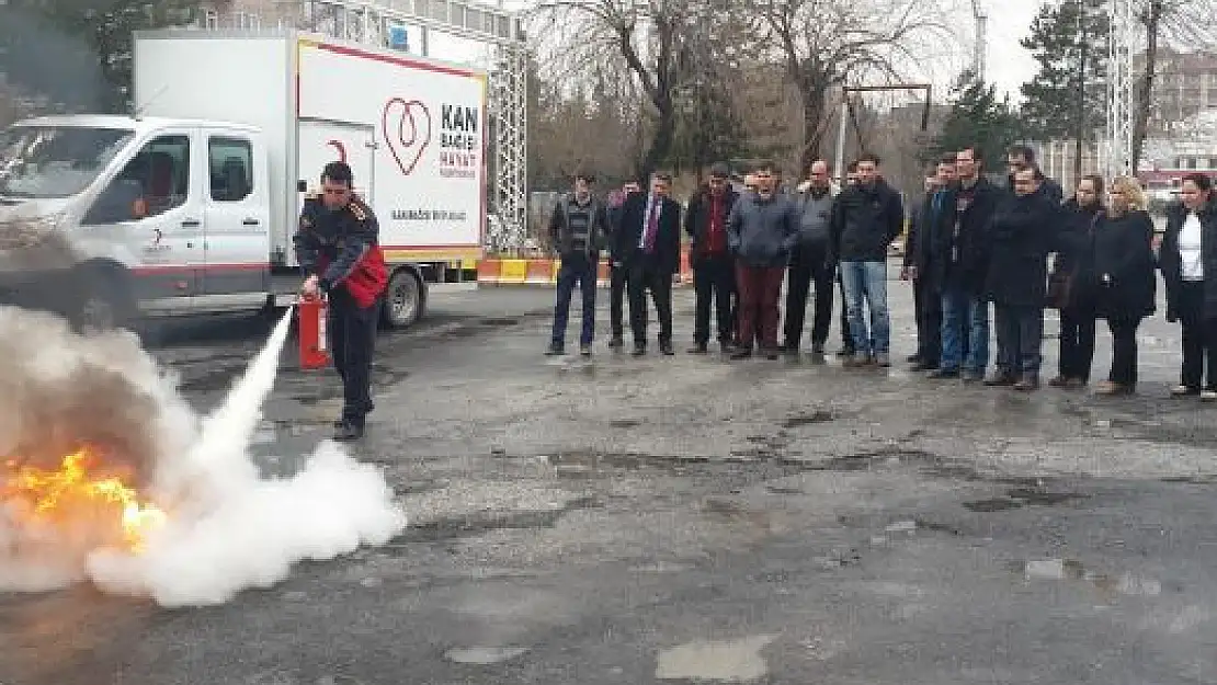  KIZILAY PERSONELİNE YANGIN EĞİTİMİ