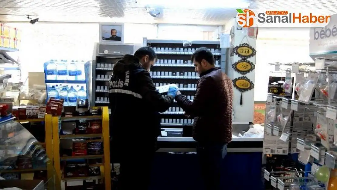 Markete giren hırsızlar sadaka kutusuna kadar çaldı