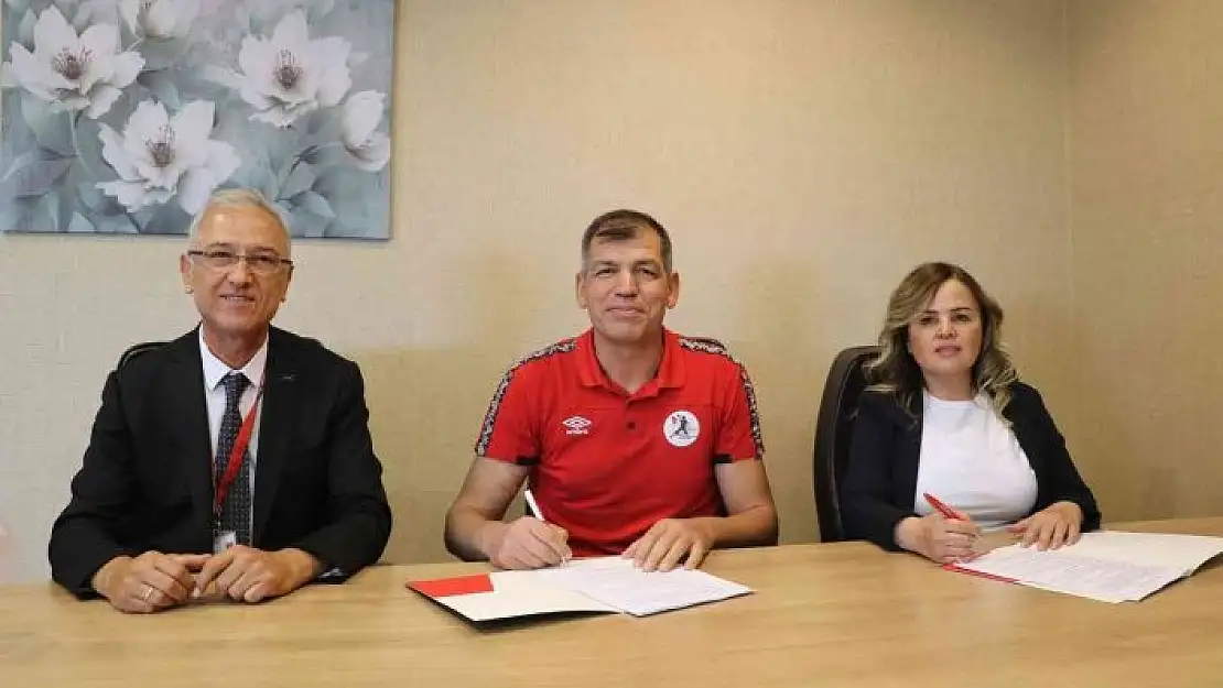 'Medical Park Elazığ Hastanesi, ESYSK ile sağlık sponsorluğu anlaşmasını yineledi'