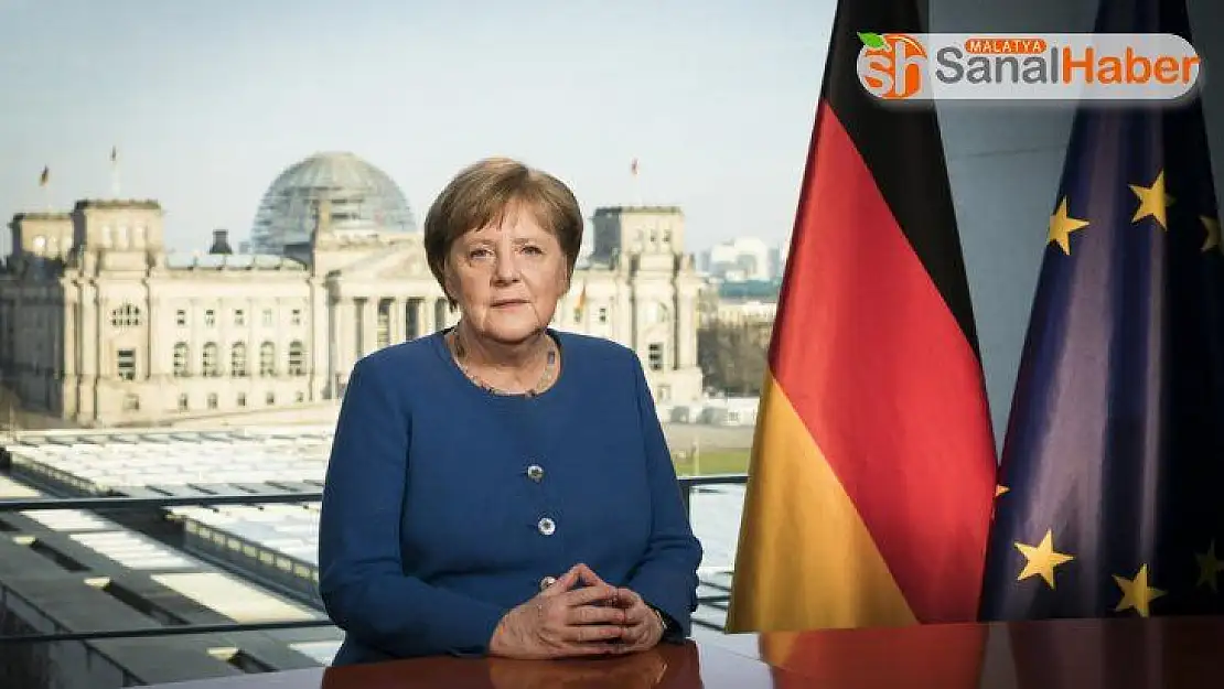 Merkel: 'Hastanelerimizin de kapasitesi aşırı derecede zorlanmaktadır'