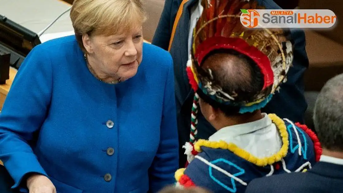 Merkel 2050 yılına kadarki iklim değişikliği hedeflerini açıkladı