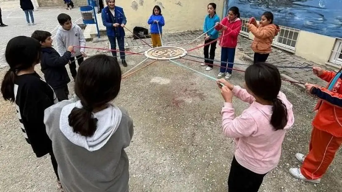 'Merkezim her yerde projesi ile doyasıya eğlendiler'