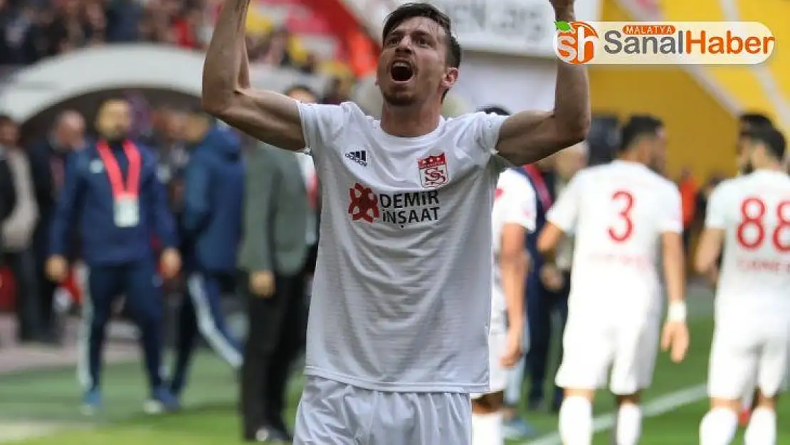 Mert Hakan Yandaş: 'Futbol oynamayı çok özledim'