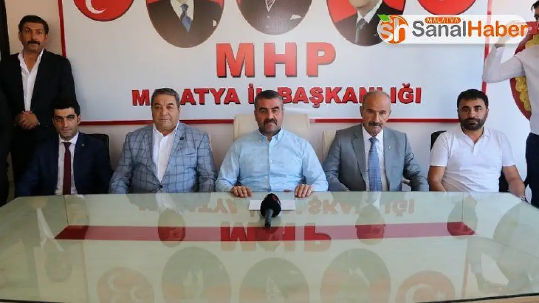 MHP'de bayramlaşma töreni