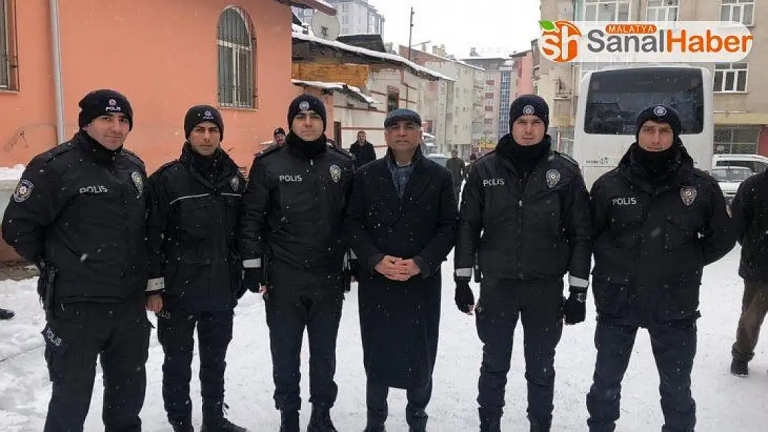 Milletvekili Erol:'Polislerimiz canı gönülden emek veriyor'
