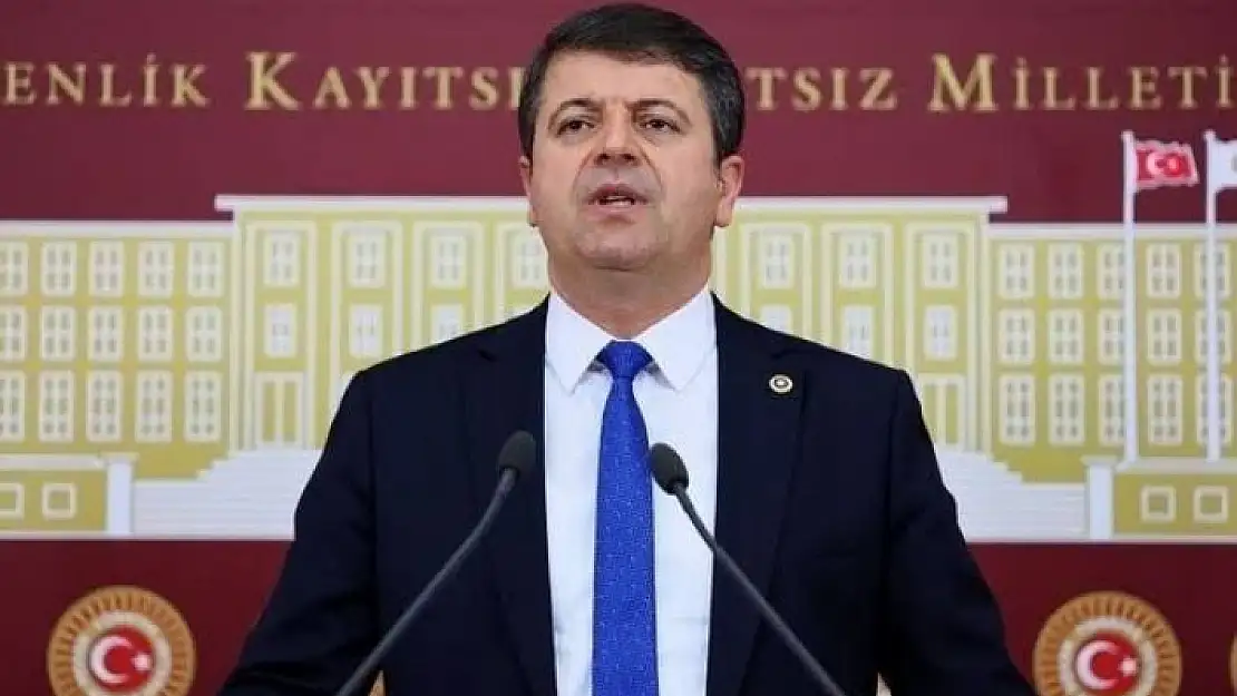 'Milletvekili Tutdere, Adalet Bakanı Abdulhamit Gül´e sorunları iletti'