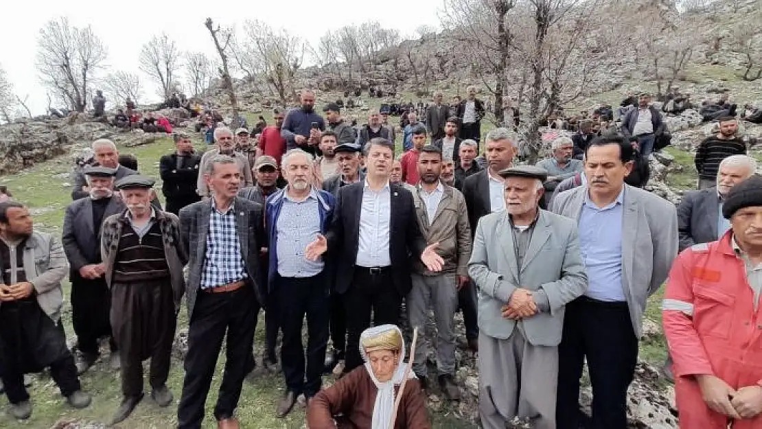 'Milletvekili Tutdere, eylemcilerle bir araya geldi'