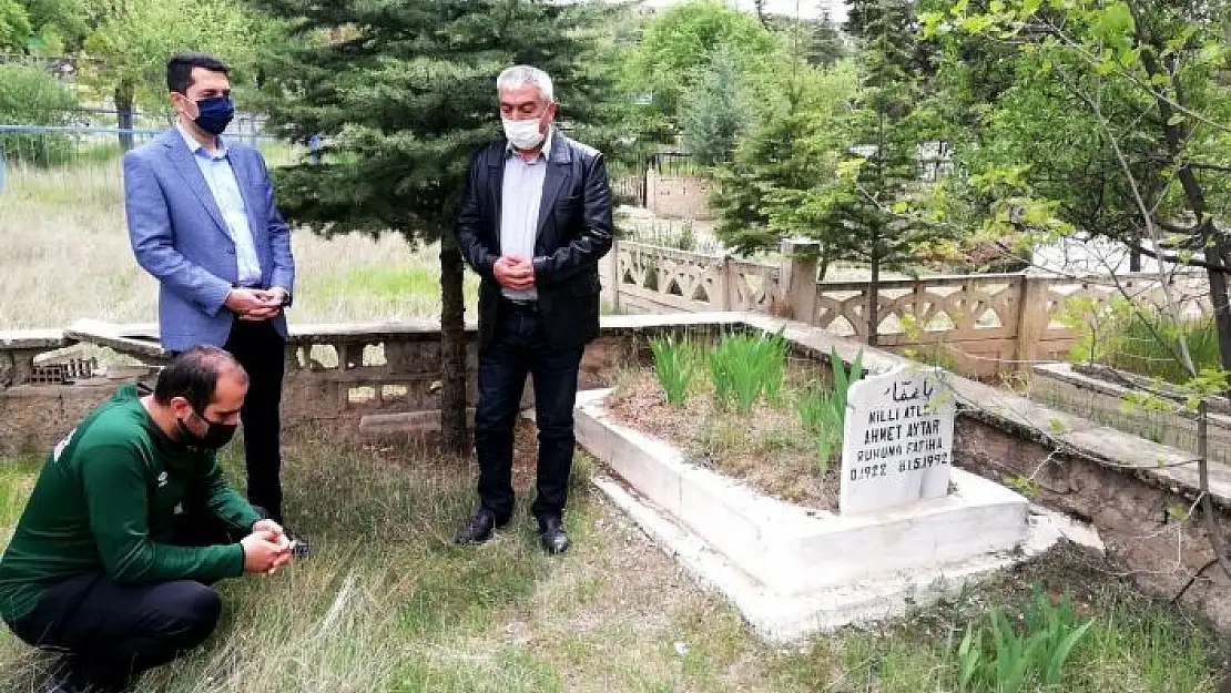 'Milli Atlet Aytar, vefatının 29. yılında anıldı'