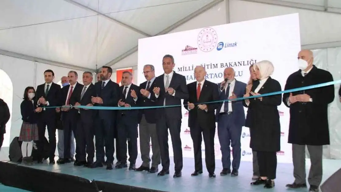'Milli Eğitim Bakanı Özer: ''Son 19 yılda Türkiye´de eğitimde seferberlik ilan edildi'''