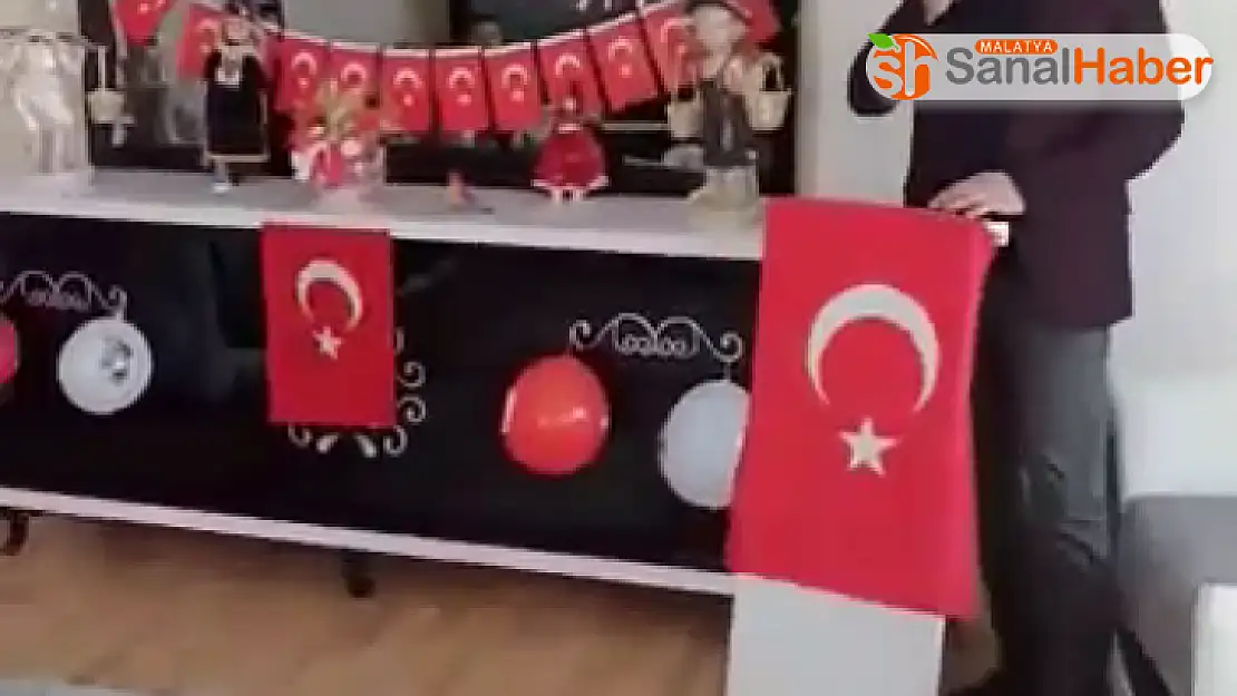 Minik Eymen için evde izoleli 23 Nisan kutlaması