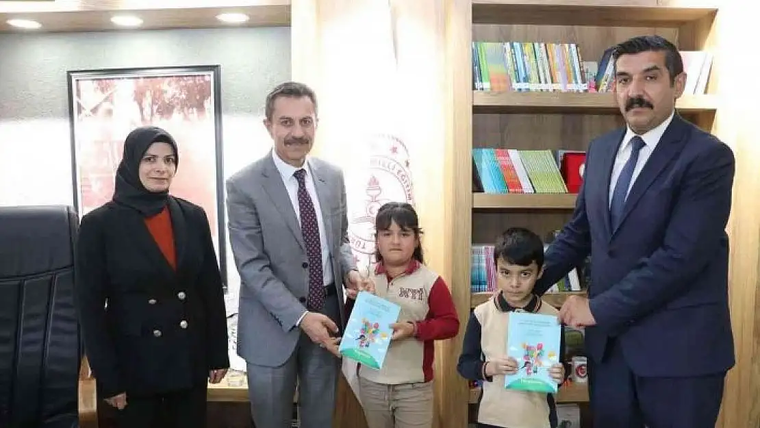'Minik öğrenciler hayallerini kitaplaştırdı'