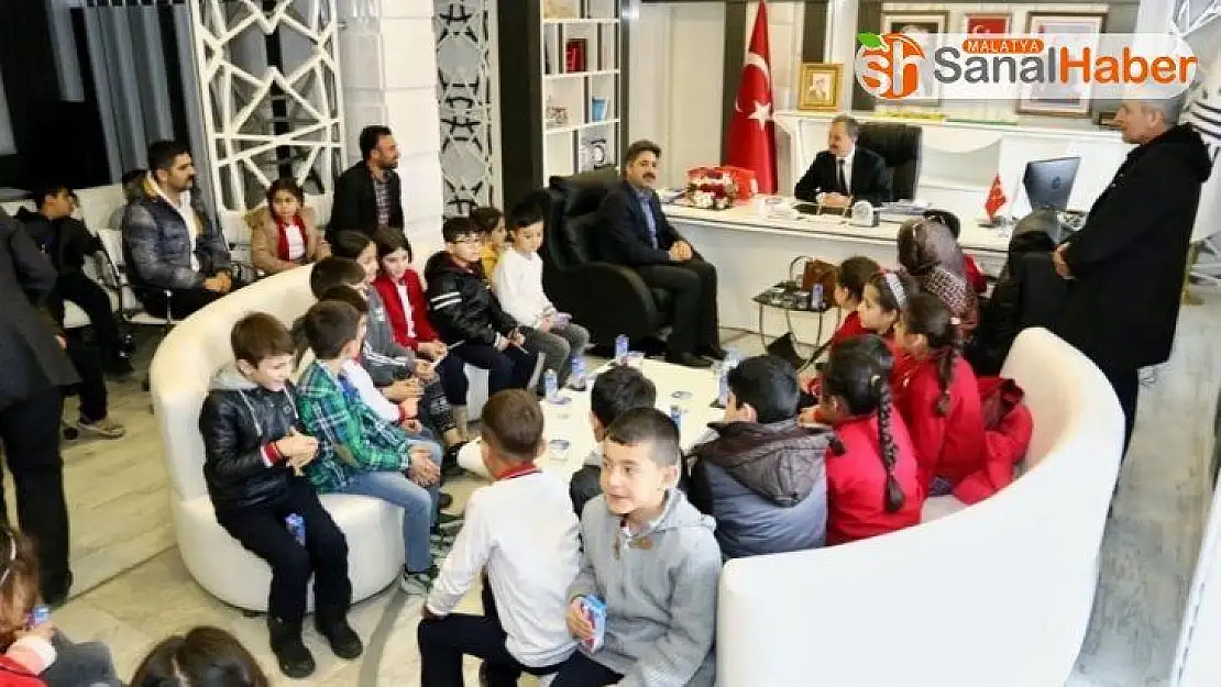 Minik öğrencilerden, Başkan Kılınç'a ziyaret