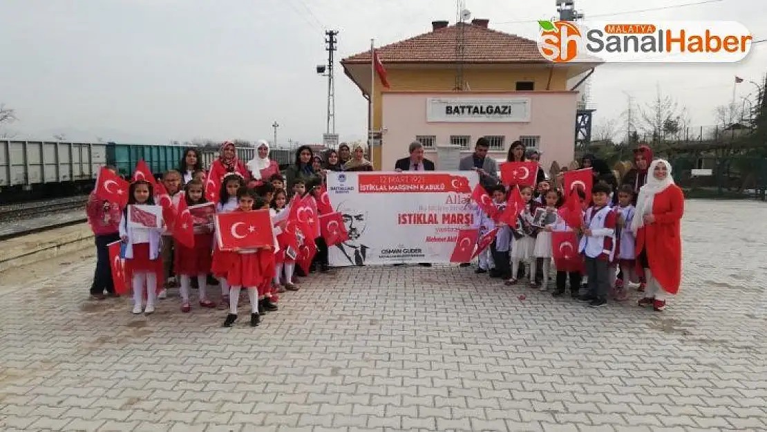 Minik öğrencilere tren yolculuğu