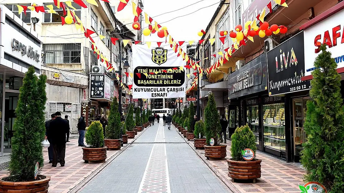 KUYUMCULAR ÇARŞISI´NIN ÇEHRESİ DEĞİŞTİ