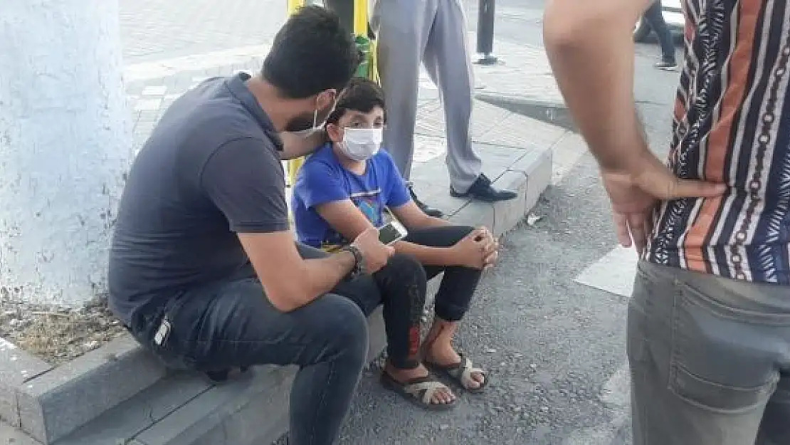 'Motosiklet yayaya çarptı: 1 yaralı'