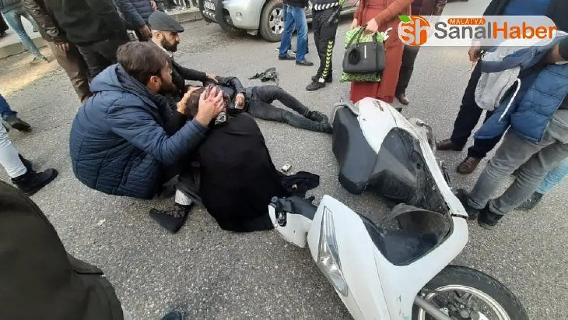 Motosiklet yayaya çarptı