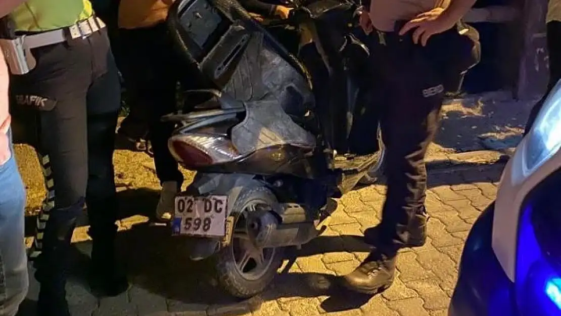 'Motosikletin çarptığı kadın yaralandı'