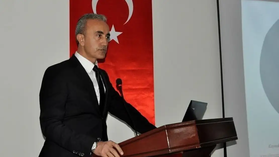 'Müdür Çelik, 29 Ekim Cumhuriyet Bayramını kutladı'