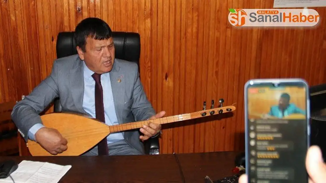 Muhtardan mahalle sakinlerine sosyal medya üzerinden konser