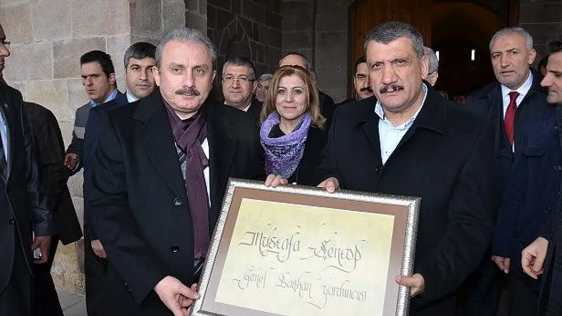 ŞENTOP, TARİHİ MEKANLARI GEZDİ