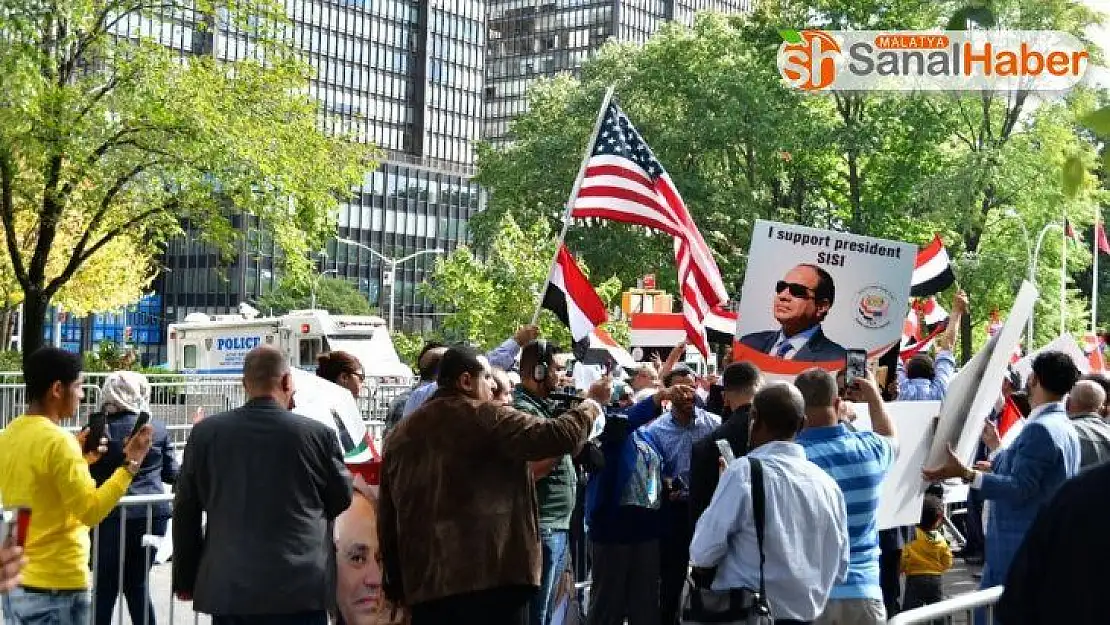 New York'ta, Sisi karşıtı gösterilerde gergin anlar yaşandı