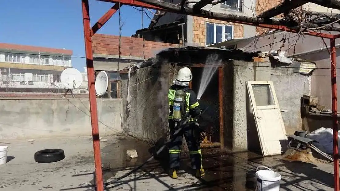 'Odunluk yangını korkuttu'