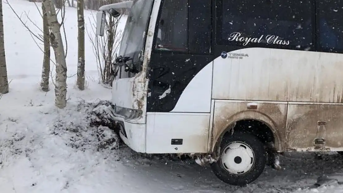 'Öğrenci servisi yoldan çıktı 2 öğrenci hafif şekilde yaralandı'