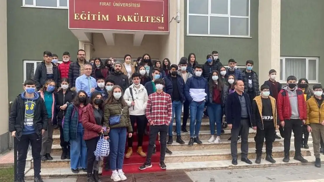 'Öğrenciler Fırat Üniversitesini gezdi'