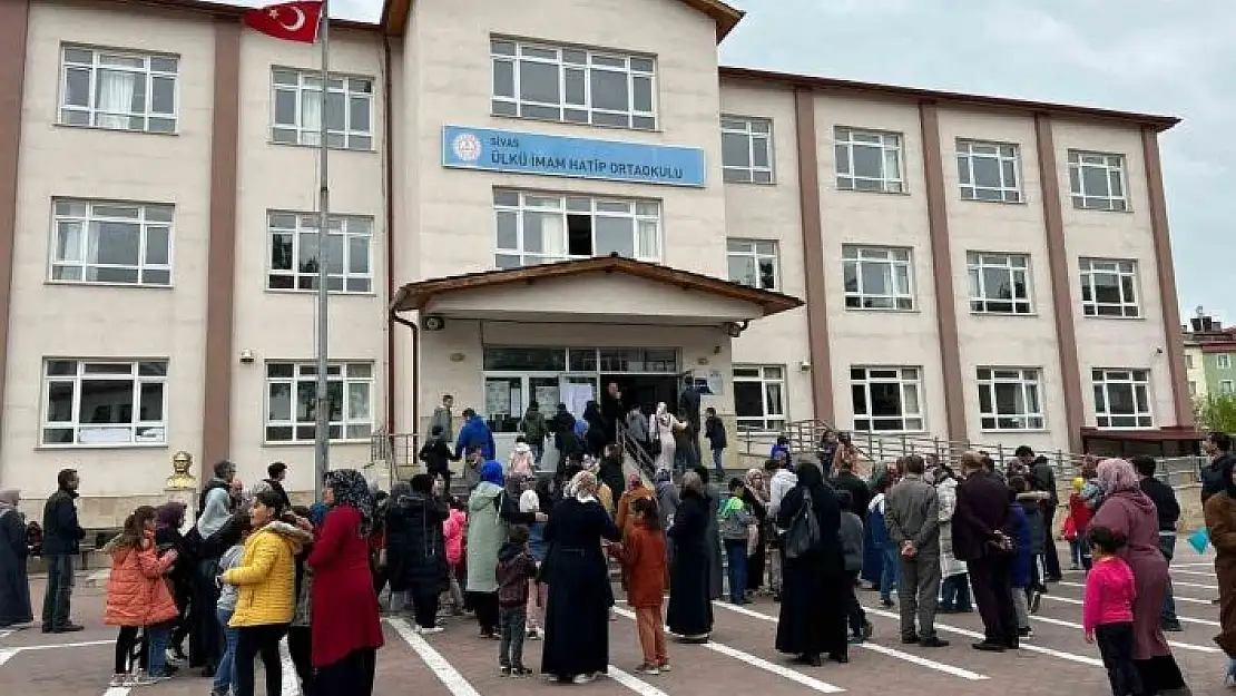 'Öğrenciler hafızlık sınavında ter döktü'