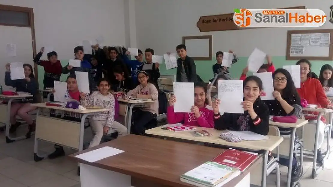 Öğrencilerden Mehmetçik'e mektup