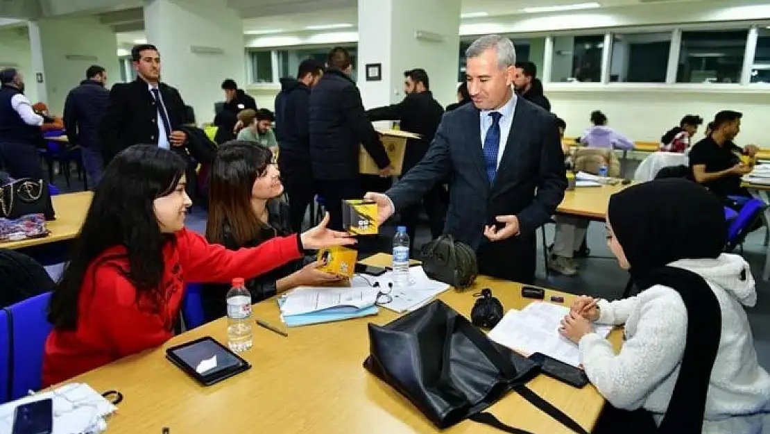 'Öğrencilere ''Büte Kalma İkrama Kal'' etkinliği'