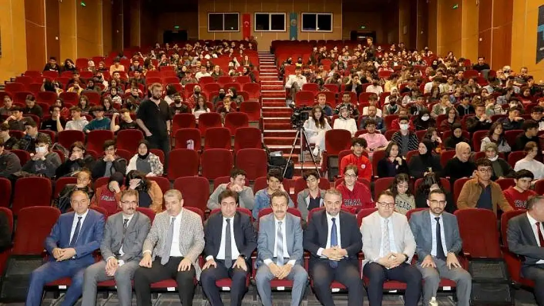 'Öğrencilere mühendislik meslekleri tanıtıldı'