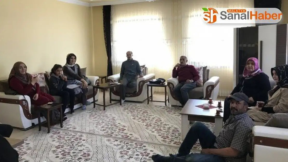 Öğretmenler ev ziyaretinde