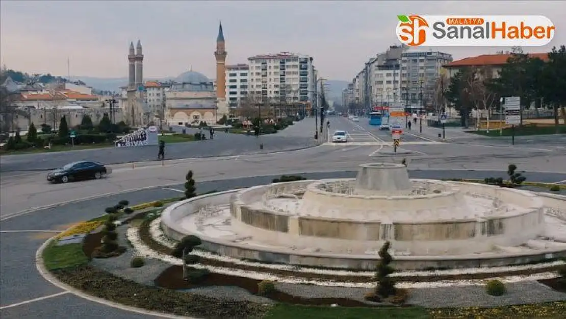 Öğretmenler seslendirdi 'Korona Türküsü'