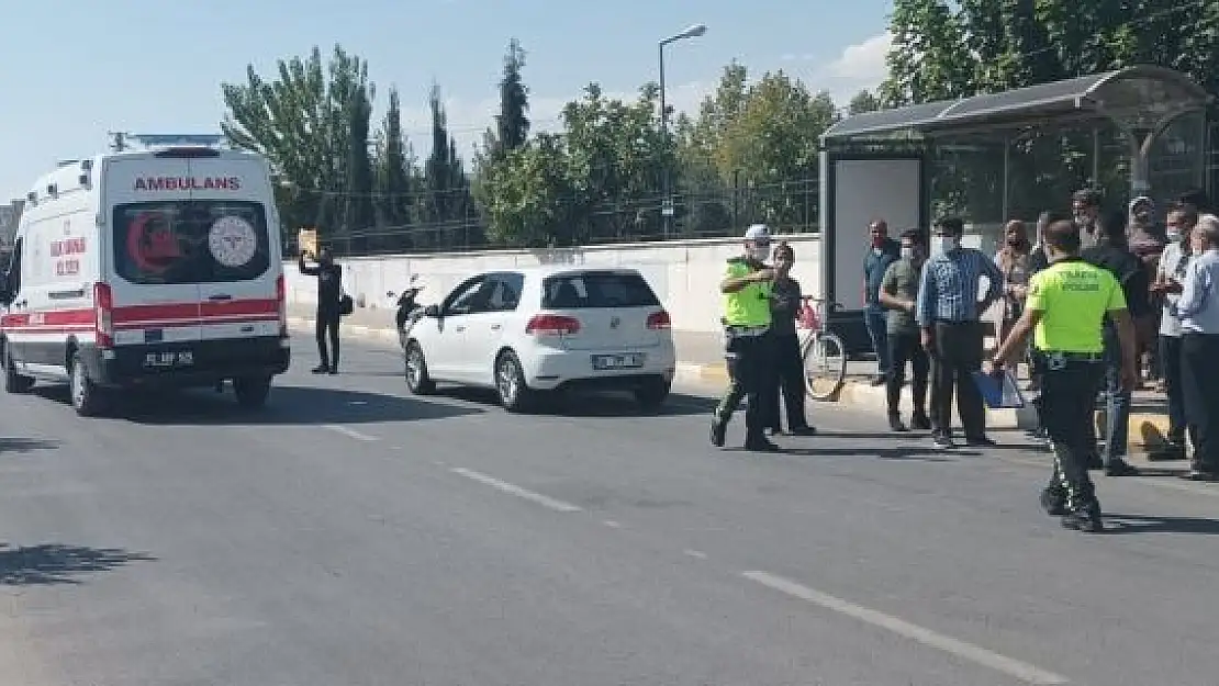 'Okuldan çıkan öğrenciye otomobil çarptı: 1 yaralı'
