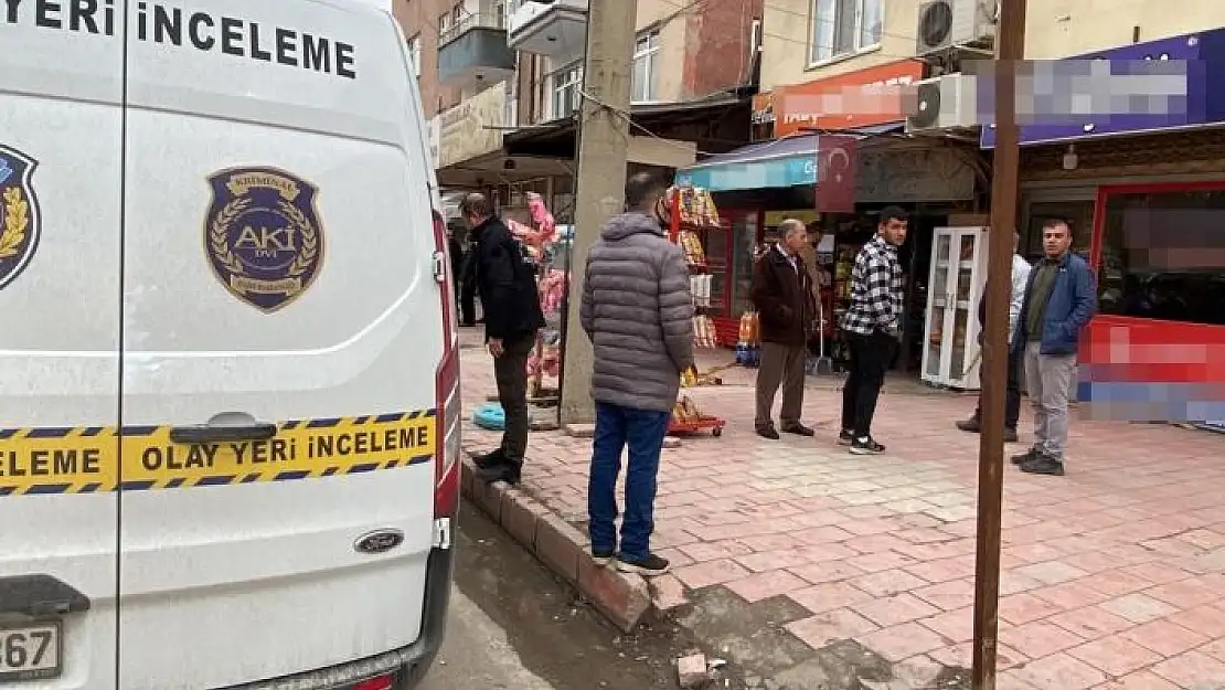 'Önce kuzenini, ardından kuzeninin sığındığı bakkalı bıçakladı'