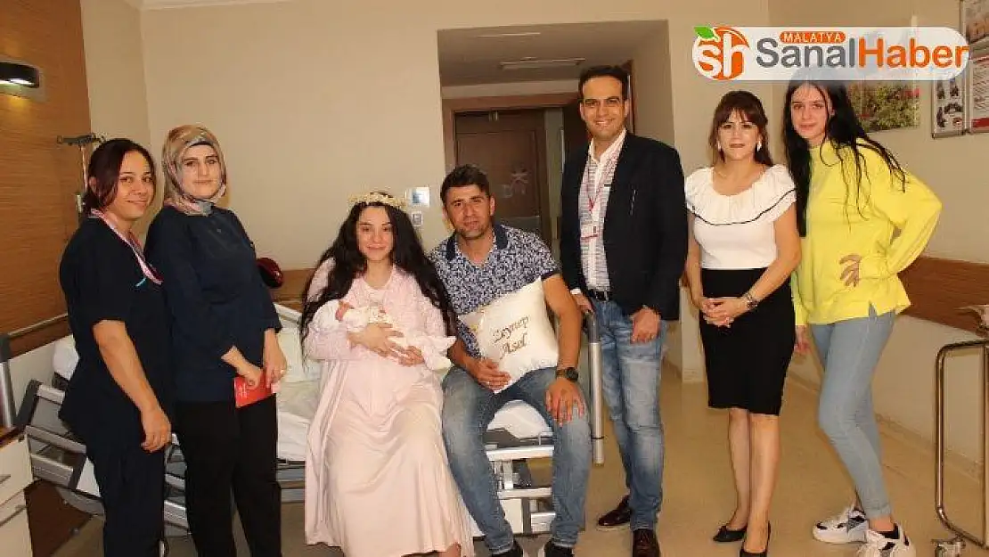 Op. Dr. Güngör, 'Geceleri bebeğinizi emzirmeyi ihmal etmeyin'