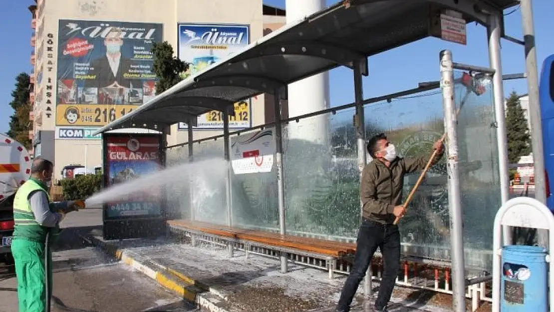 'Otobüs duraklarında kısıtlama temizliği'