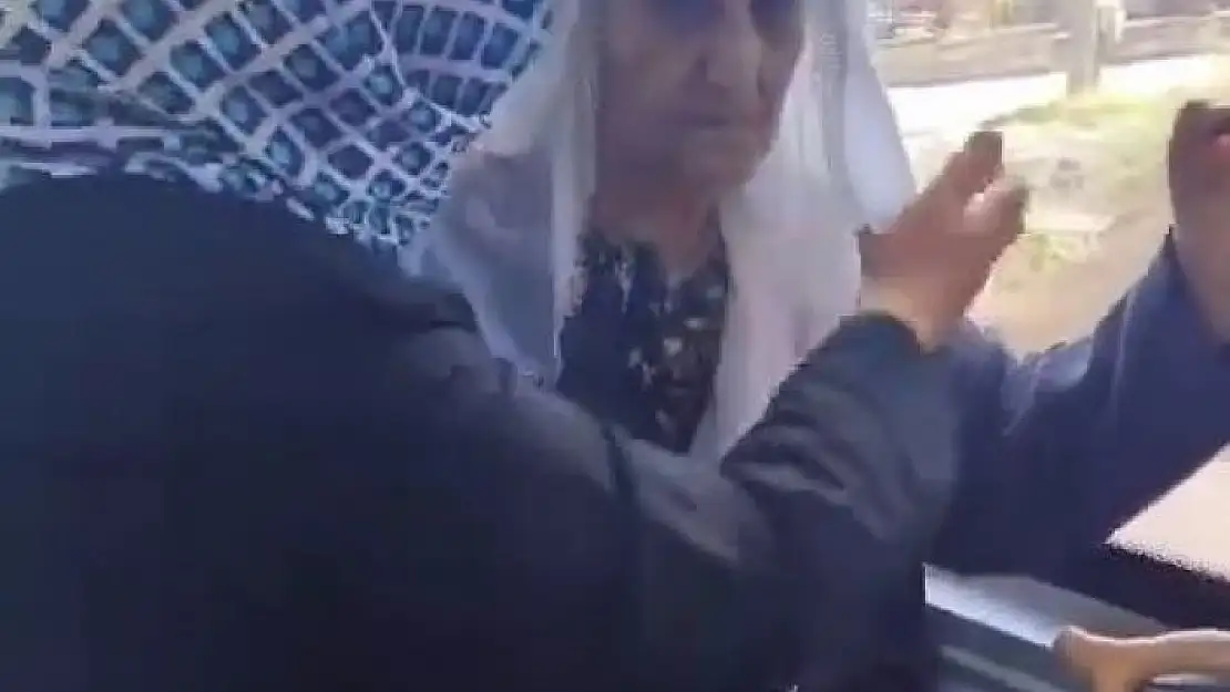 'Otobüs şoförü, fenalaşan yolcuyu hastaneye yetiştirdi'