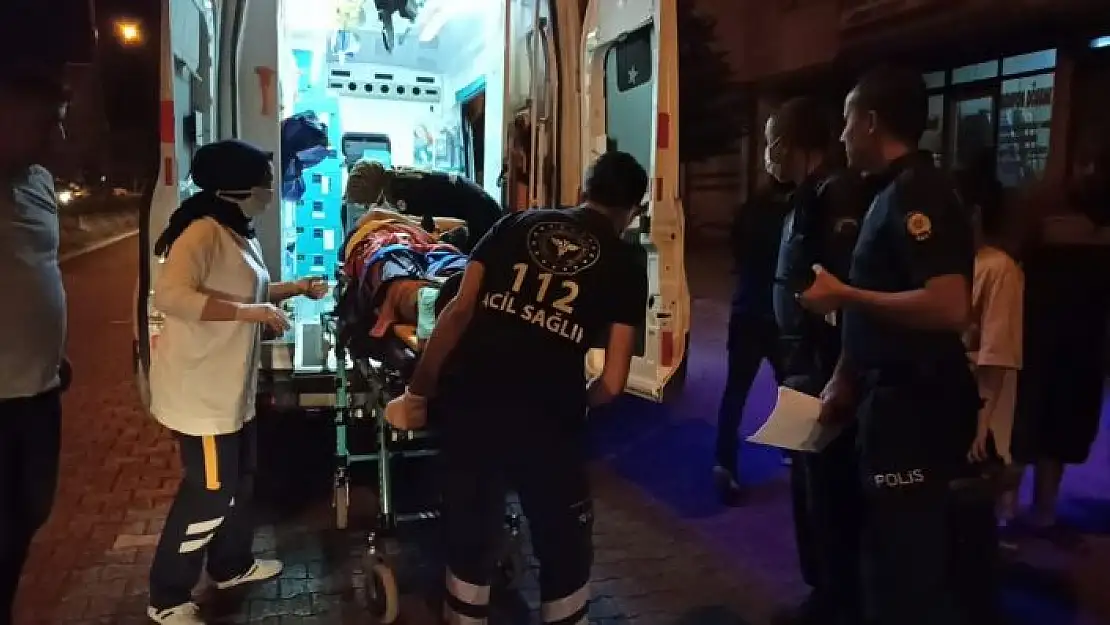 'Otomobilin çarpıp kaçtığı kadın yaralandı'