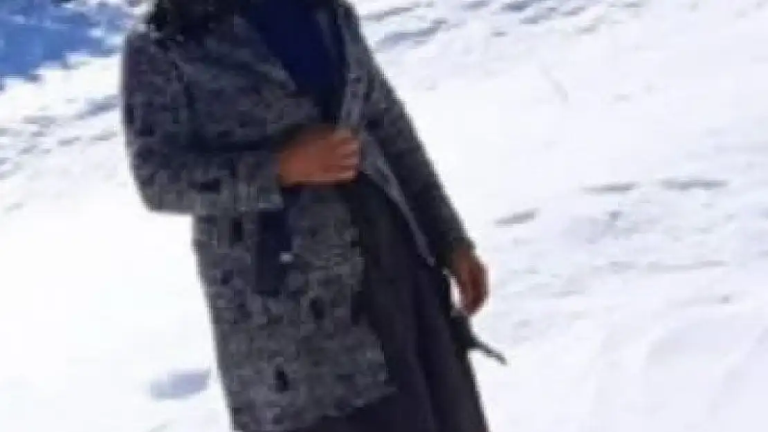 'Otomobilin çarptığı kadın hayatını kaybetti'