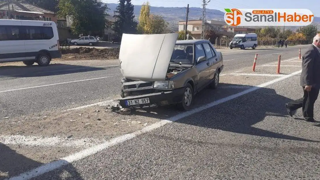 Otomobiller çarpıştı: 1 yaralı