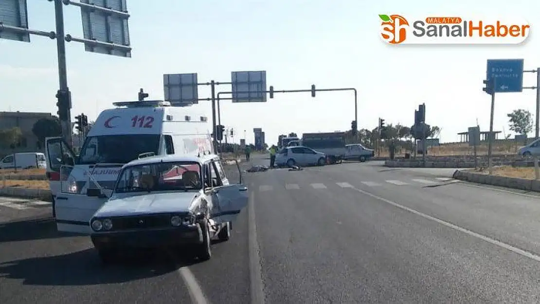 Otomobiller çarpıştı: 5 yaralı