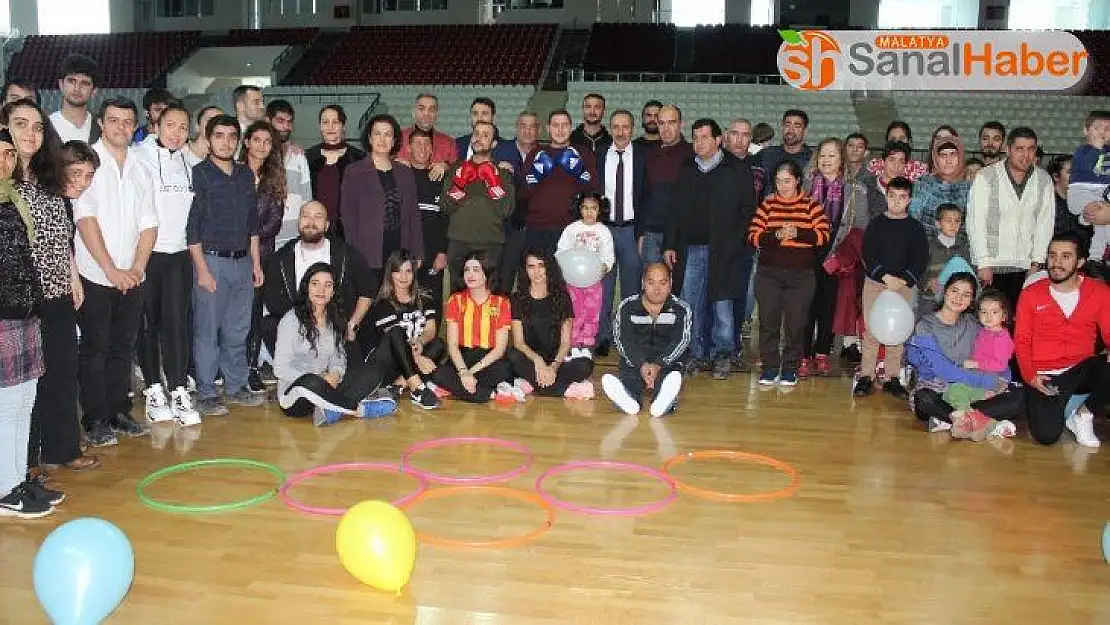 Özel bireyler spor yapıp eğlendi