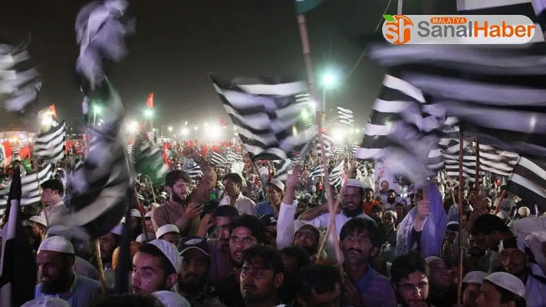 Pakistan'da hükümet karşıtı protesto