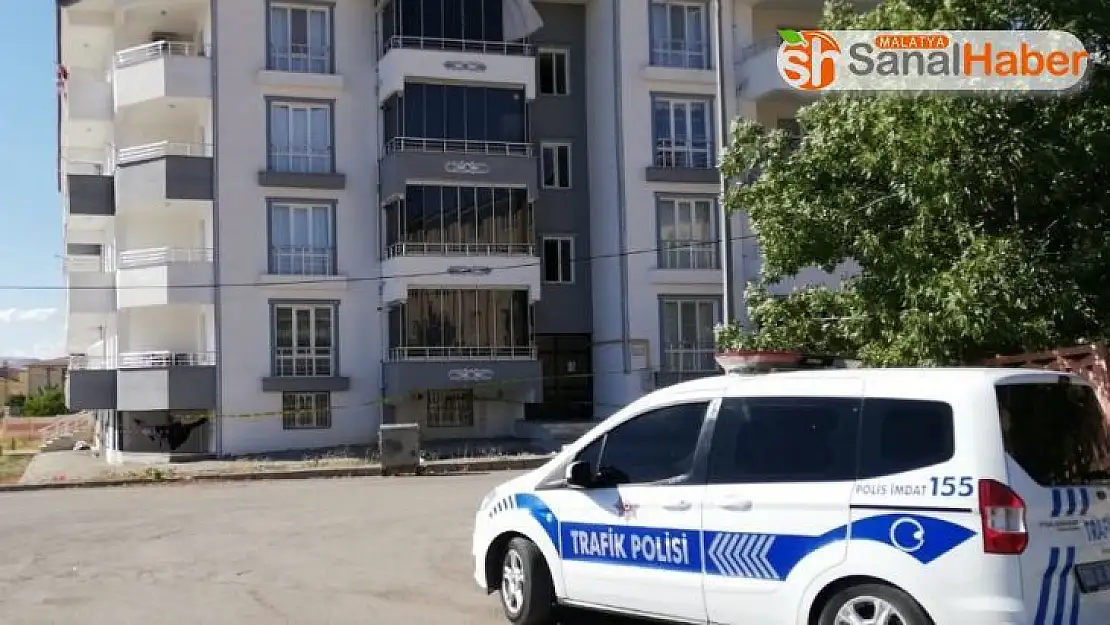 Palu'da vaka sayısı 16'ya yükseldi, ikinci bina da karantinaya alındı