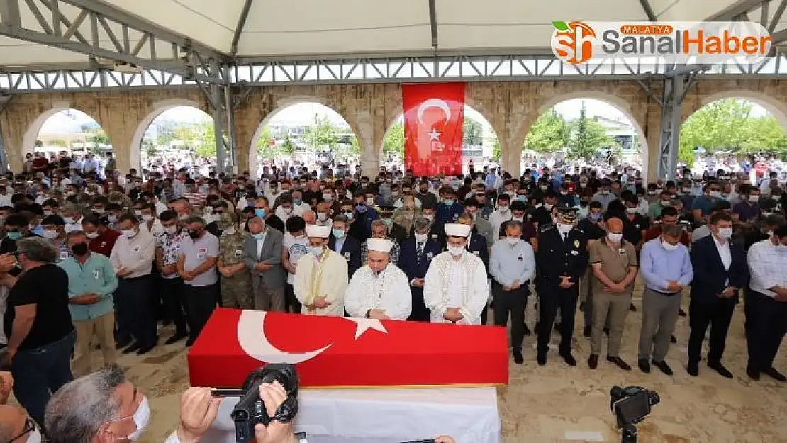 Pençe-Kaplan Operasyonunun şehidi toprağa verildi